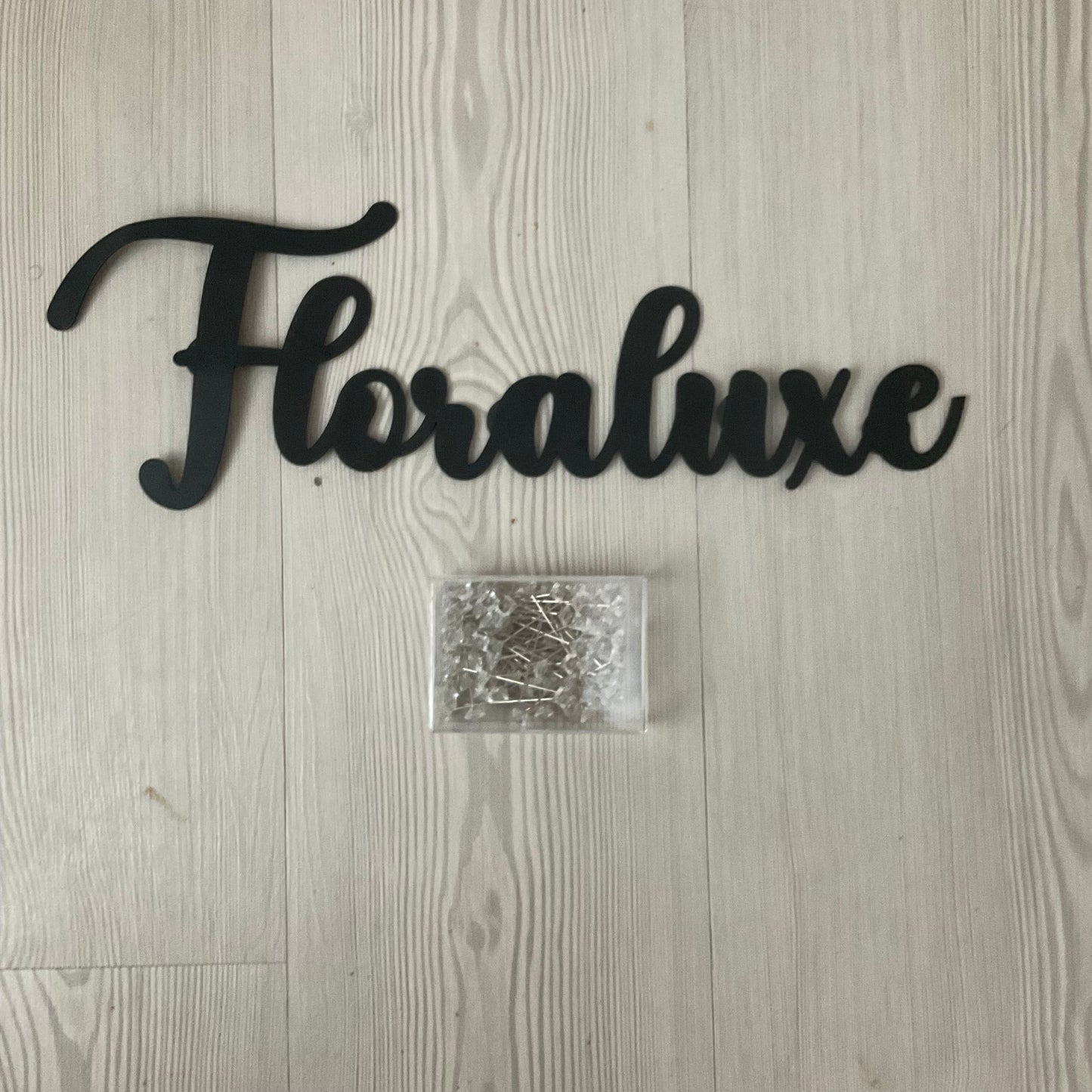 Diamonds Pin